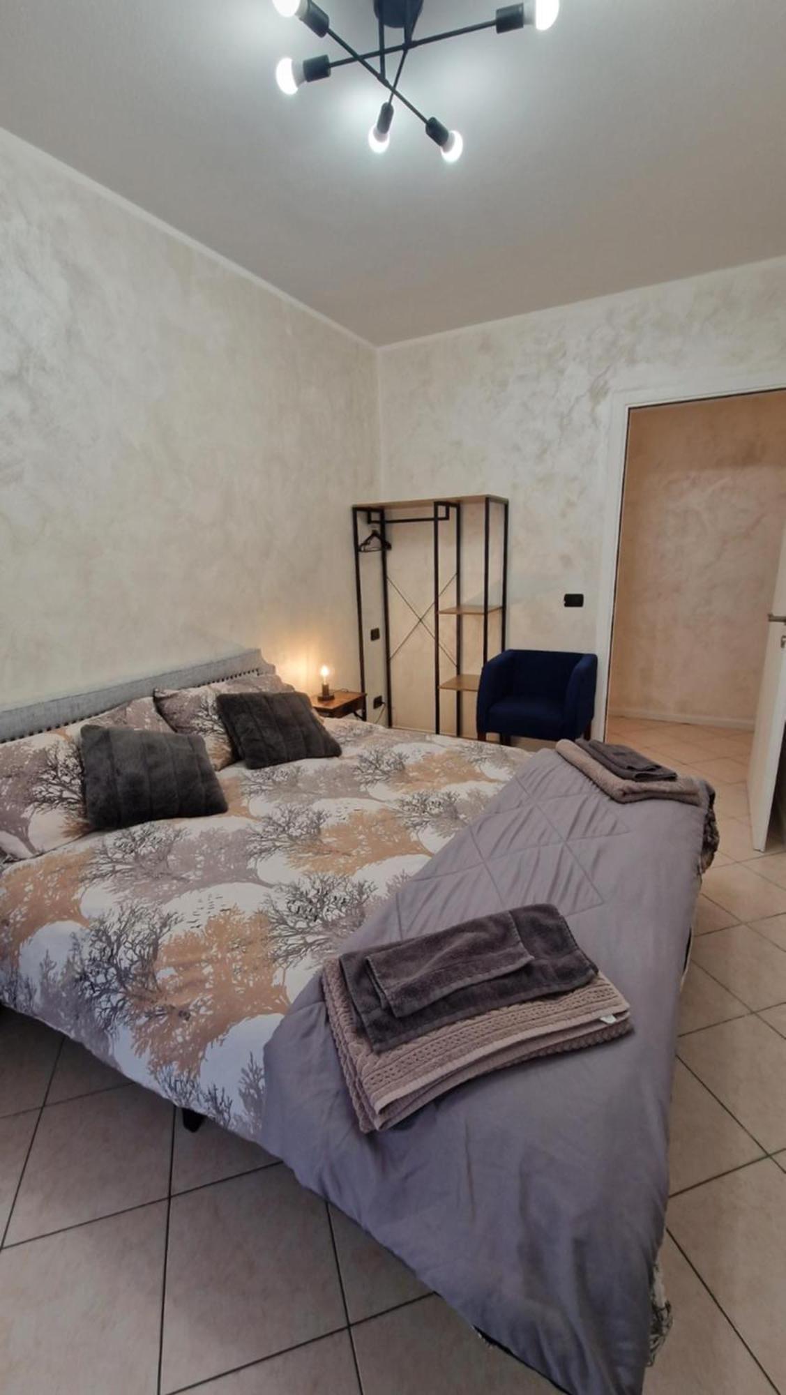 Appartement Casa Bat à Mantello Extérieur photo